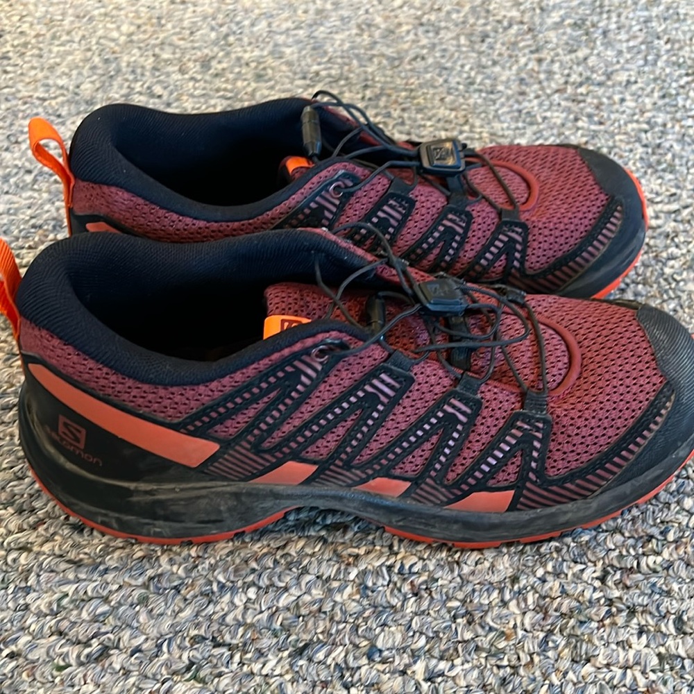 Salomon women’s hiking shoes